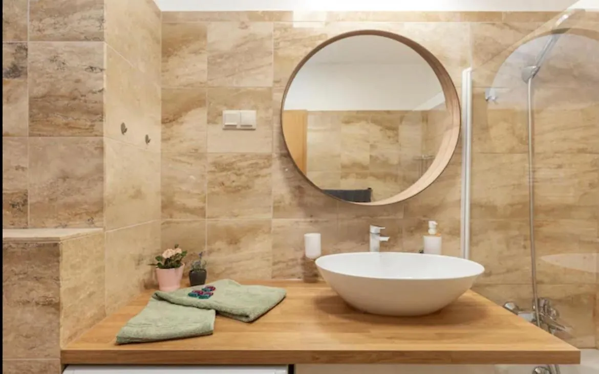 Kazinczy Apartment #Freeparking Budapest 0*,  Hungary
